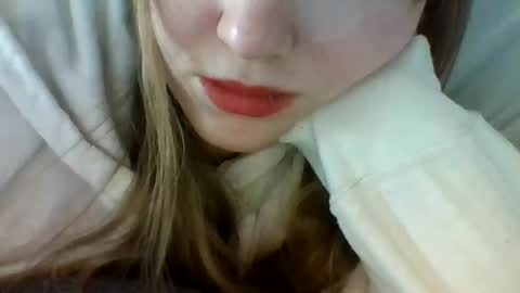 layannalea online show from January 20, 5:48 pm