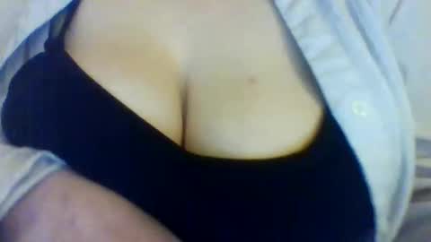 layannalea online show from November 29, 3:14 am