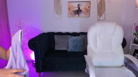 Layla Breezee online show from February 3, 12:53 pm