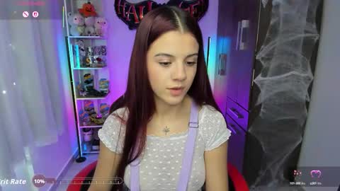 Layla online show from September 30, 2:38 pm