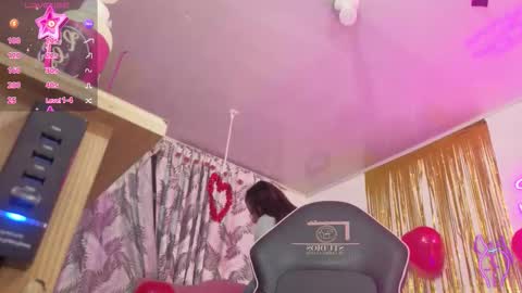 laylafoxy_tay online show from February 17, 3:05 am