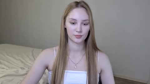 Laylla001 online show from January 16, 7:28 am