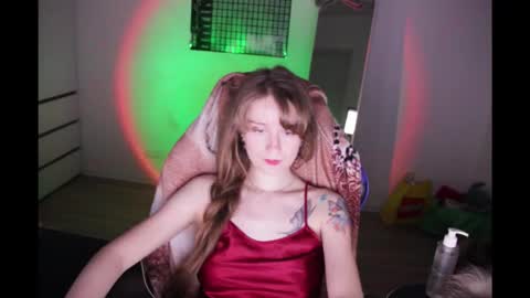 lazy_dazzy online show from September 28, 10:19 pm