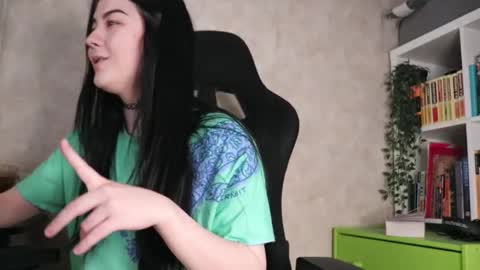 Lisa online show from March 19, 3:01 am