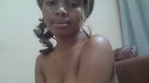 lea96546 online show from October 10, 3:18 pm