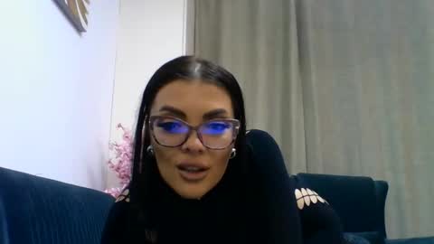 Lea Ros online show from January 15, 3:43 pm