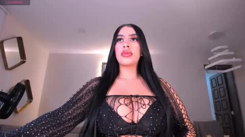 leahlombardi_ online show from November 12, 3:42 am