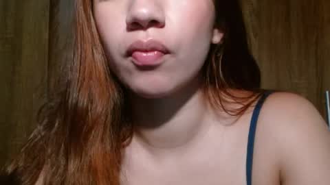 leanaalhub online show from May 15, 3:26 am