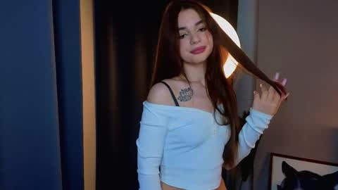 Sophie online show from March 29, 7:04 pm