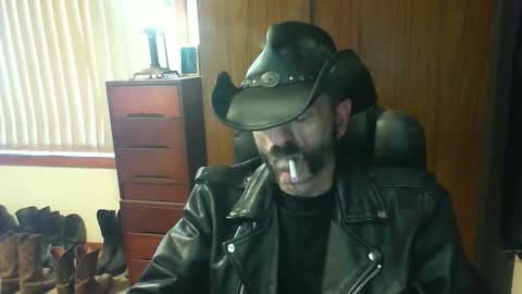 leathergreaser online show from May 5, 1:45 am