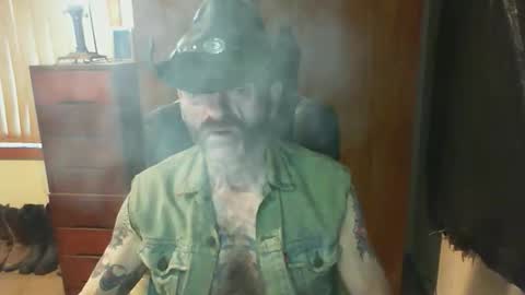 leathergreaser online show from February 9, 8:33 pm