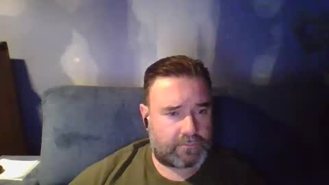 lecheare28 online show from April 29, 10:09 am