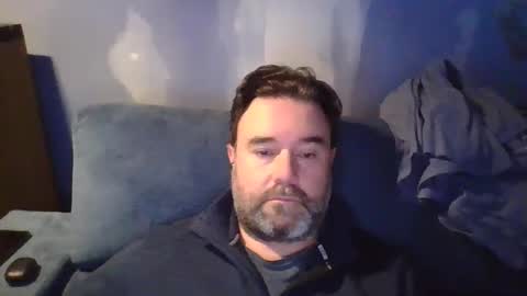 lecheare28 online show from March 24, 11:16 am