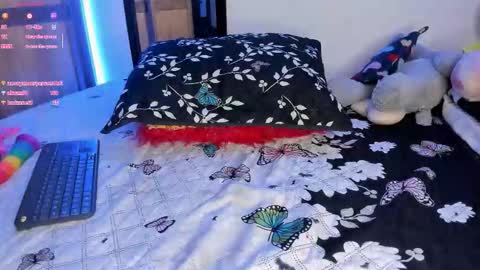 Ashley online show from November 23, 4:05 pm