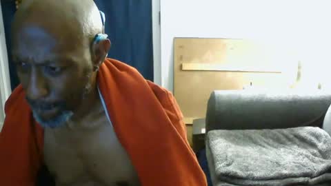 Ebony DeafGuy online show from August 1, 8:27 am