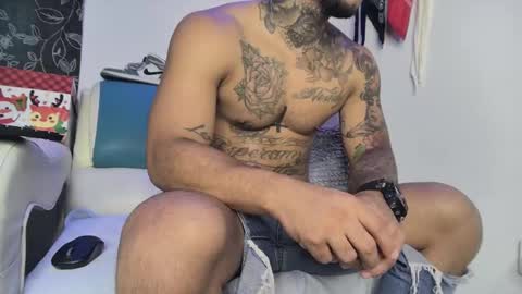 leenar_key online show from February 25, 4:04 pm