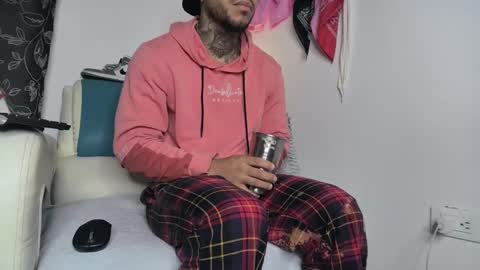 leenar_key online show from February 19, 10:12 am