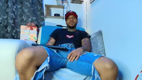 leenar_key online show from September 9, 10:59 am