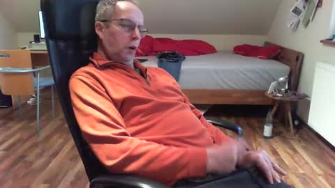 Dave online show from December 29, 12:23 pm