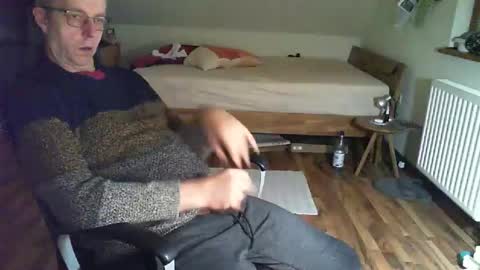 Dave online show from February 26, 5:10 pm