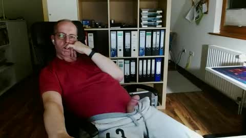 Dave online show from April 6, 10:11 pm