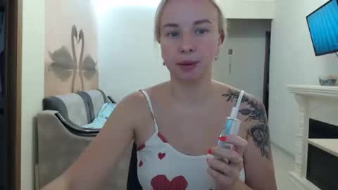 Snapshot of leggywily25 chatting on September 11, 8:48 am leggywily25 online show from September 11, 8:48 am