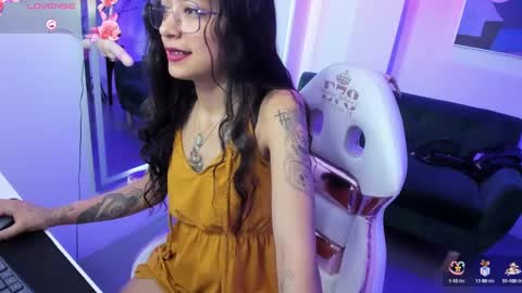 Leia  online show from February 11, 3:18 pm