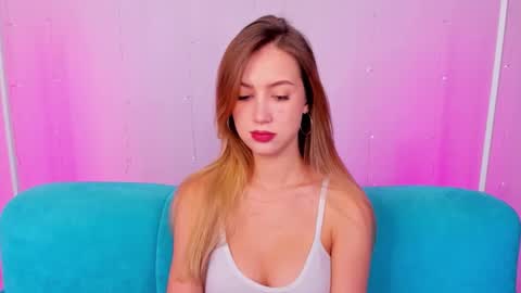 leiawow online show from September 20, 8:39 am