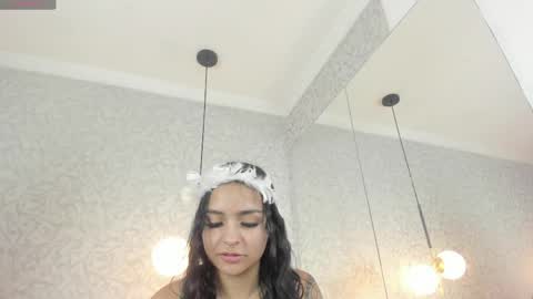 LEIGH ANGELS online show from May 6, 10:16 pm