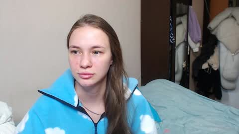Snapshot of leila_bambi chatting on February 5, 4:14 pm leila_bambi online show from February 5, 4:14 pm