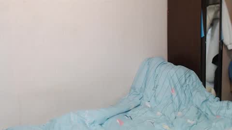 leila_bambi_ online show from February 20, 2:40 am