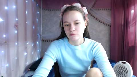 leila_bambi_ online show from February 5, 12:14 am