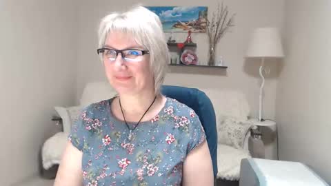 Leila Kinky online show from March 11, 5:54 am