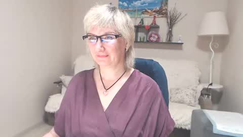 Leila Kinky online show from May 31, 4:44 am