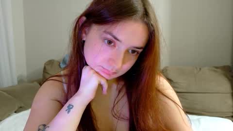 Lelia online show from October 28, 2:23 am