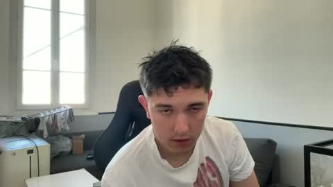 leo0606215417 online show from March 18, 9:10 am