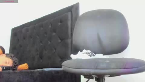 maximo frank online show from March 11, 4:48 am