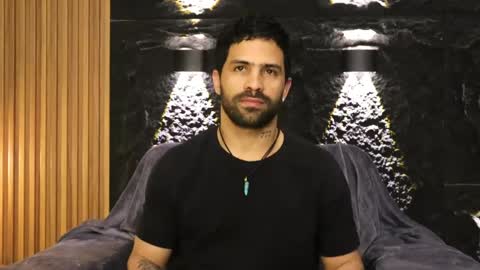 Leo  Diaz online show from April 2, 12:18 am