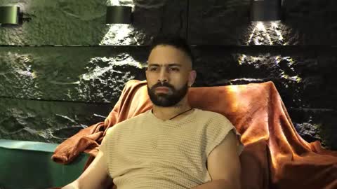 Leo  Diaz online show from September 30, 2:33 am