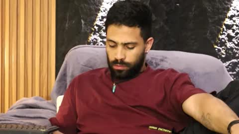 Leo  Diaz online show from February 24, 5:10 am