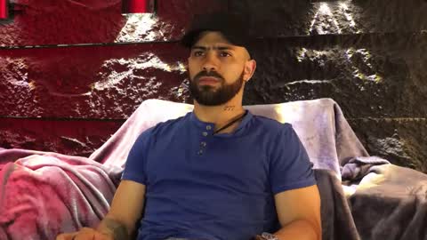 Leo  Diaz online show from October 29, 1:40 am