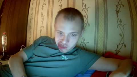 leo_timm online show from June 18, 10:04 pm