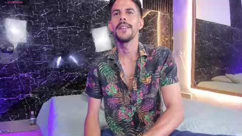 leo vesper online show from July 6, 3:03 pm