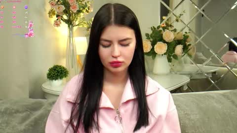 Mila online show from February 5, 1:20 am