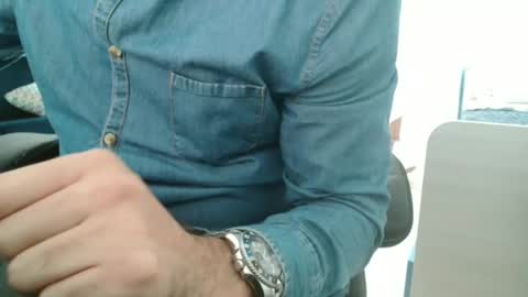 Snapshot of leone44 chatting on October 3, 7:38 am angel e sonia online show from October 3, 7:38 am