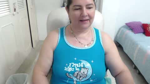 leonela   online show from April 14, 8:50 am