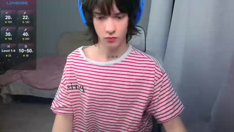 leonkissboy online show from May 10, 5:52 pm