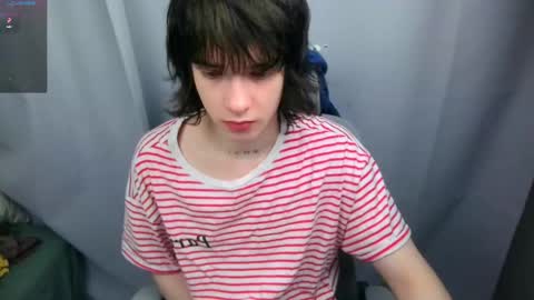leonkissboy online show from May 30, 10:57 am