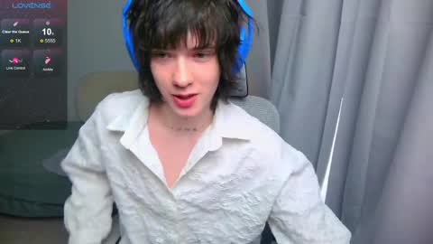 leonkissboy online show from April 30, 2:16 am