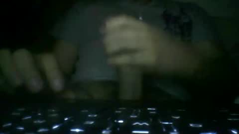 leoonel_95 online show from March 4, 4:31 am